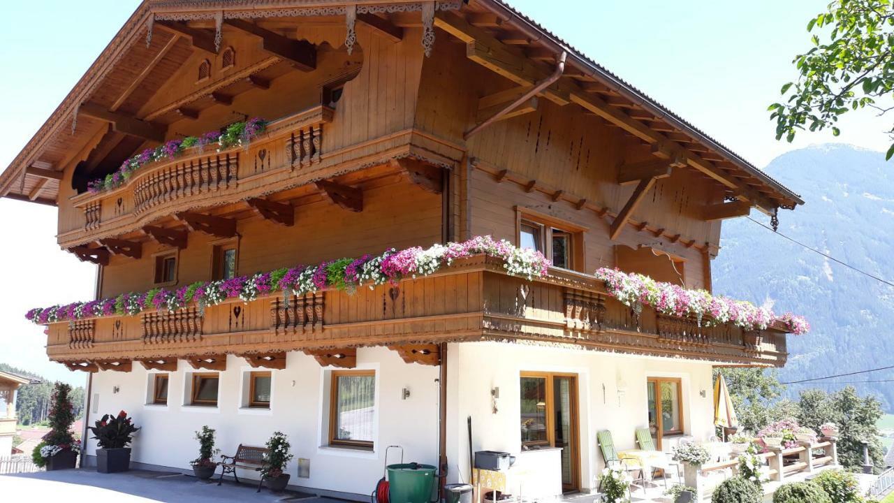 Hotel Haus Binder Ried im Zillertal Exterior foto